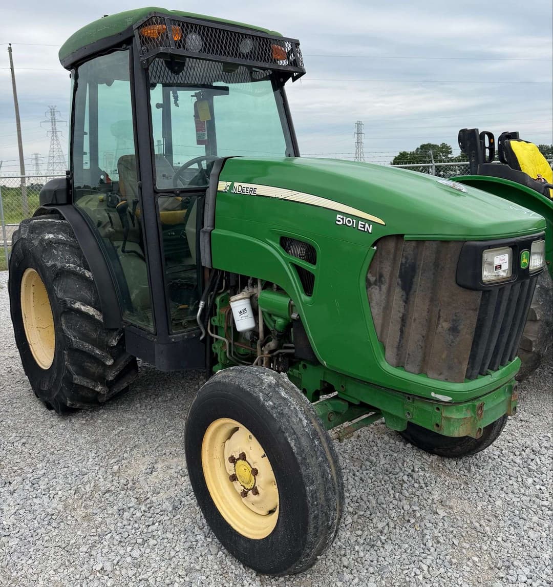 Image of John Deere 5101EN Primary image