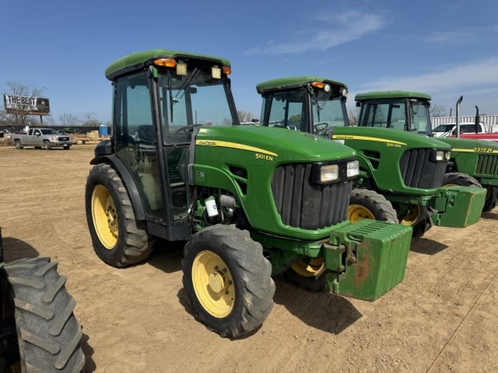 Image of John Deere 5101EN Image 0