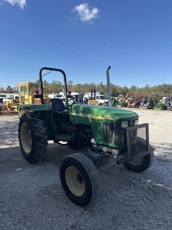 Image of John Deere 5103 equipment image 4