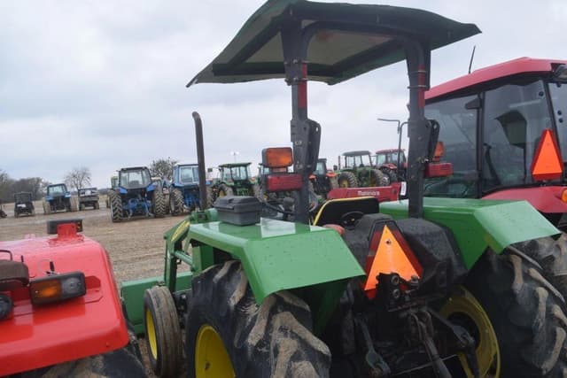 Image of John Deere 5103 equipment image 1