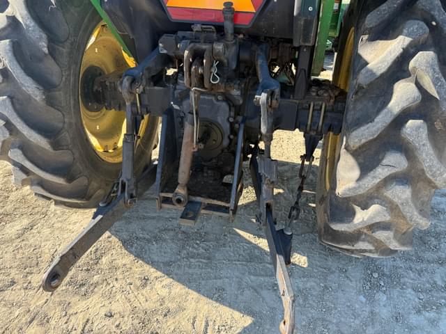 Image of John Deere 5103 equipment image 4