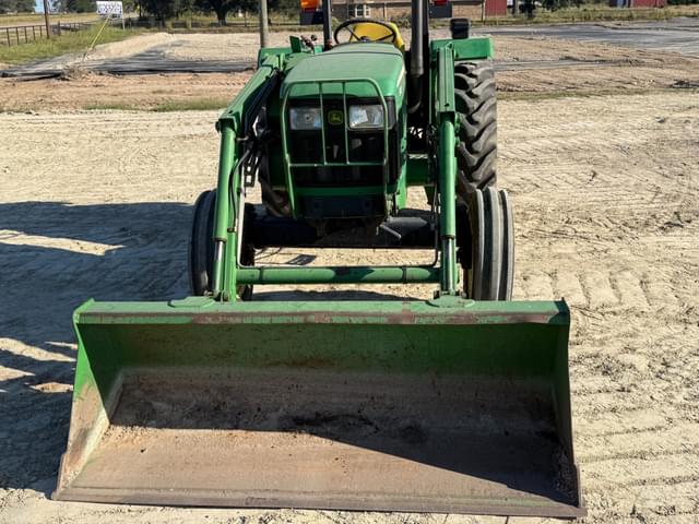 Image of John Deere 5103 equipment image 2