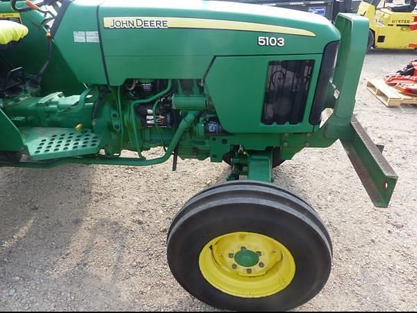 Image of John Deere 5103 equipment image 1