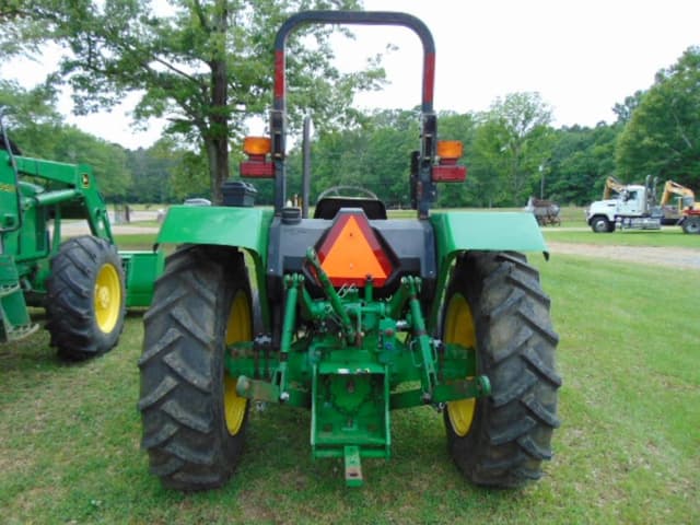 Image of John Deere 5103 equipment image 3