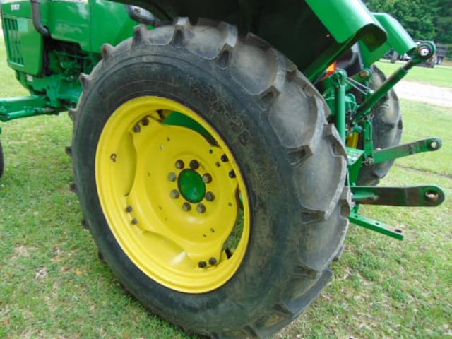 Image of John Deere 5103 equipment image 4