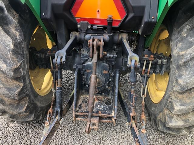 Image of John Deere 5103 equipment image 3