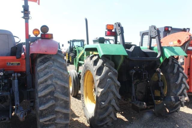 Image of John Deere 5103 equipment image 1