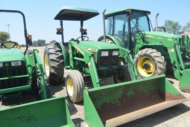 Image of John Deere 5105 equipment image 4