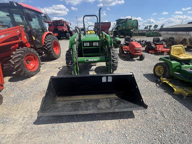 Image of John Deere 5105 equipment image 2