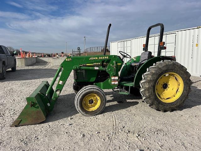 Image of John Deere 5105 equipment image 1