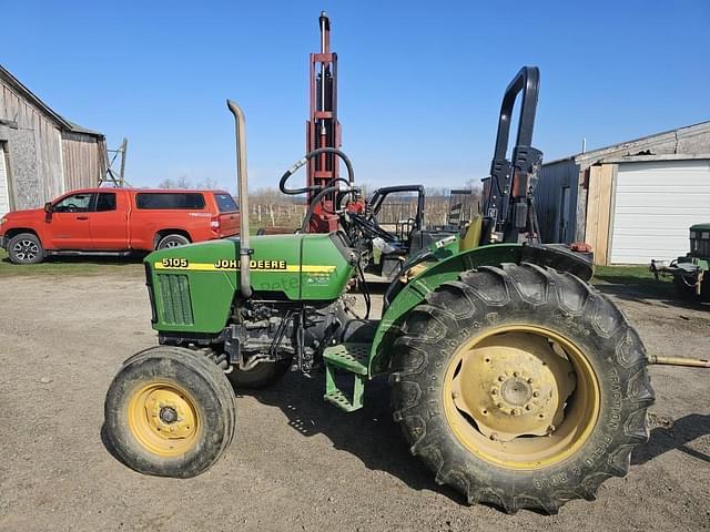 Image of John Deere 5105 equipment image 1