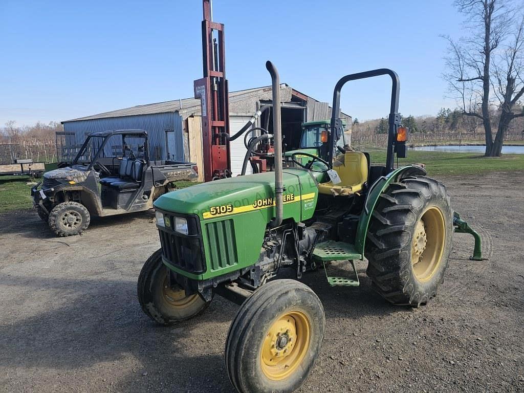 Image of John Deere 5105 Primary image