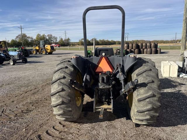 Image of John Deere 5105 equipment image 3