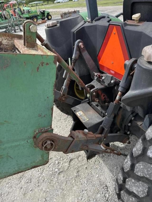 Image of John Deere 5105 equipment image 2