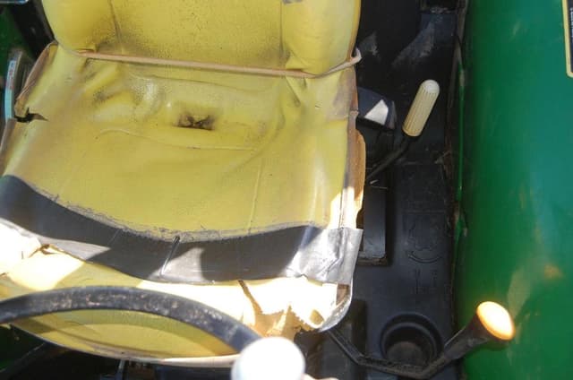 Image of John Deere 5105 equipment image 4