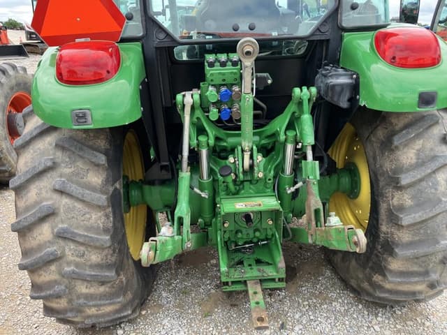 Image of John Deere 5105M equipment image 4