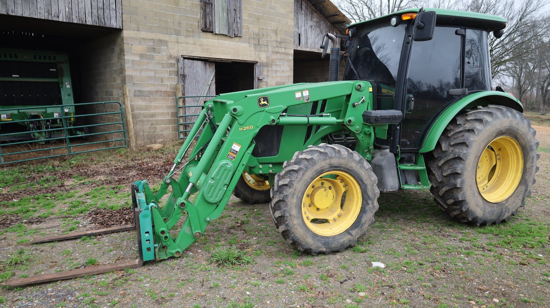 John Deere 5115M Equipment Image0