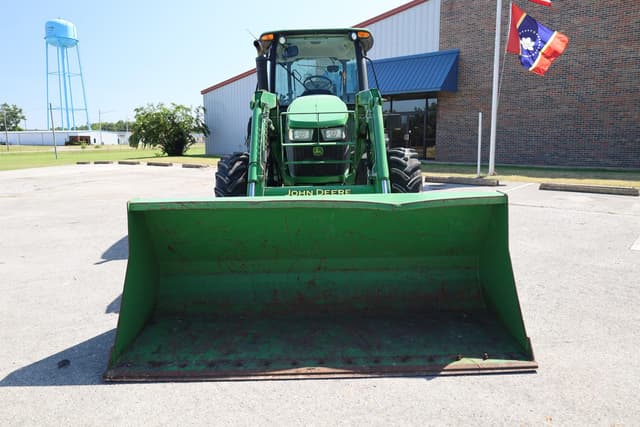 Image of John Deere 5115M equipment image 1