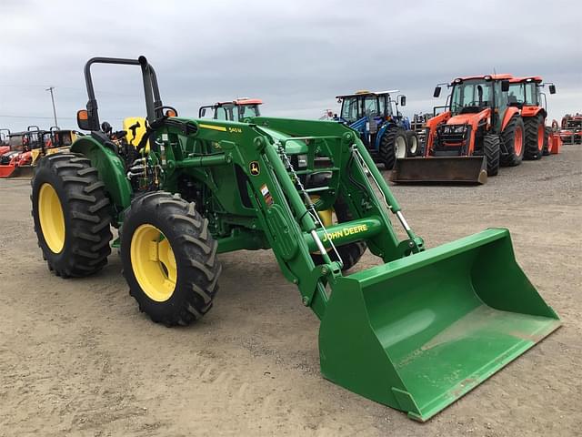 Image of John Deere 5115M equipment image 2