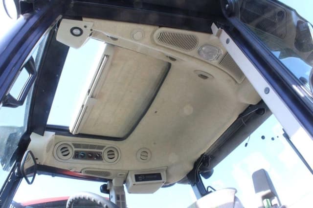 Image of John Deere 5115M equipment image 4