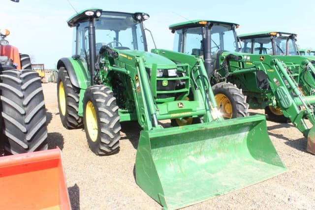 Image of John Deere 5115M equipment image 3