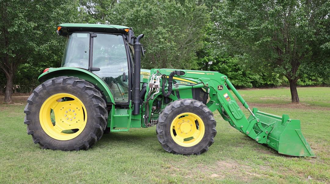 Image of John Deere 5115M Primary image