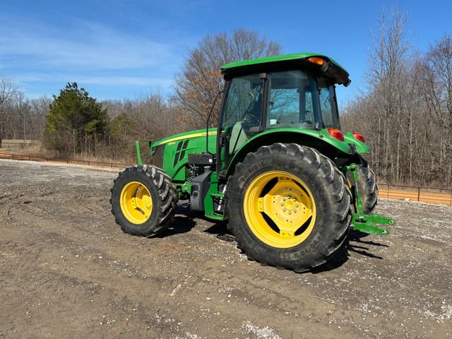 Image of John Deere 5115M equipment image 4