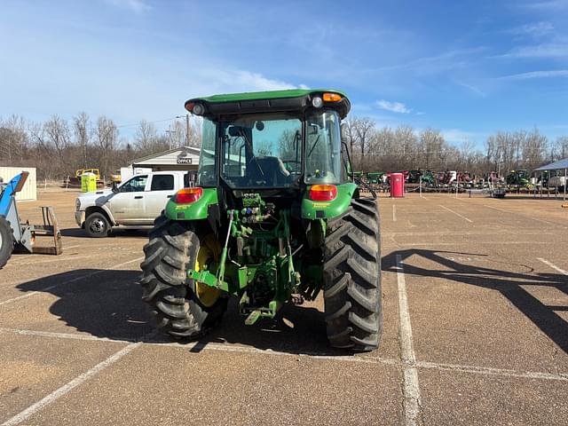 Image of John Deere 5115M equipment image 4