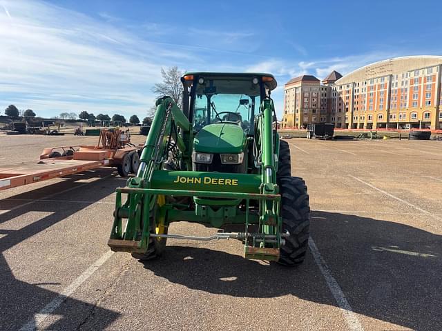 Image of John Deere 5115M equipment image 3