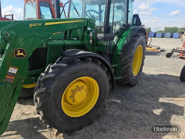 Image of John Deere 5115M equipment image 2