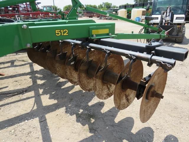 Image of John Deere 512 equipment image 2