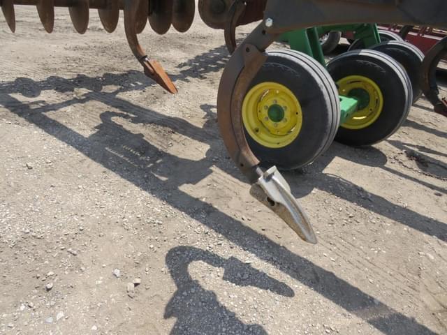 Image of John Deere 512 equipment image 3