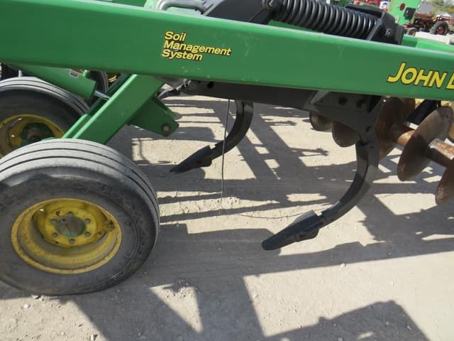 Image of John Deere 512 equipment image 3