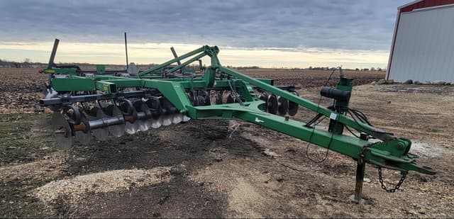 Image of John Deere 512 equipment image 1