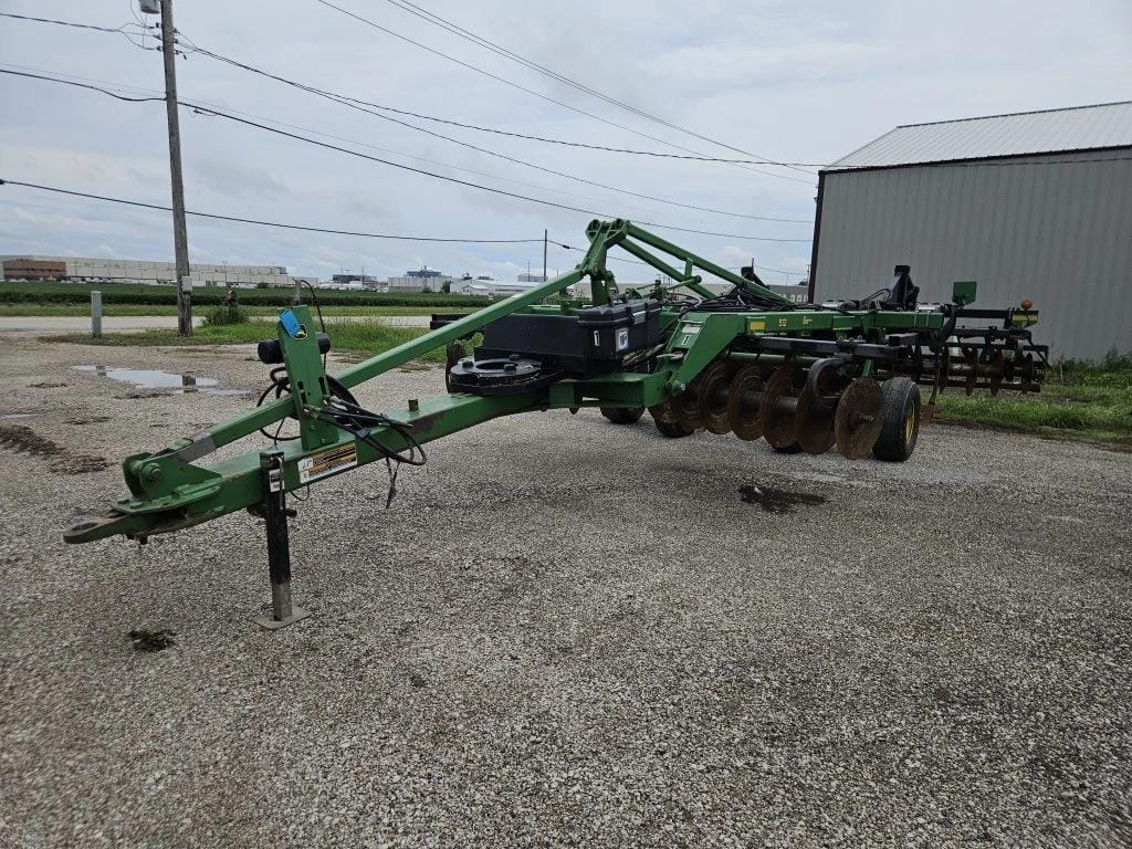 John Deere 512 Equipment Image0