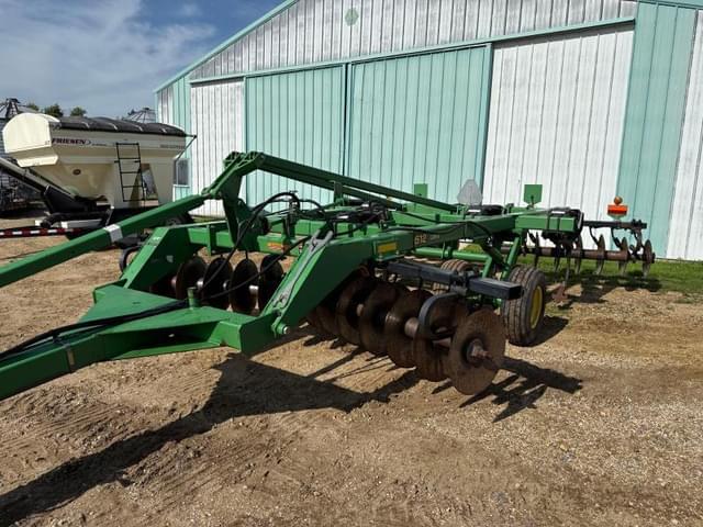 Image of John Deere 512 equipment image 1