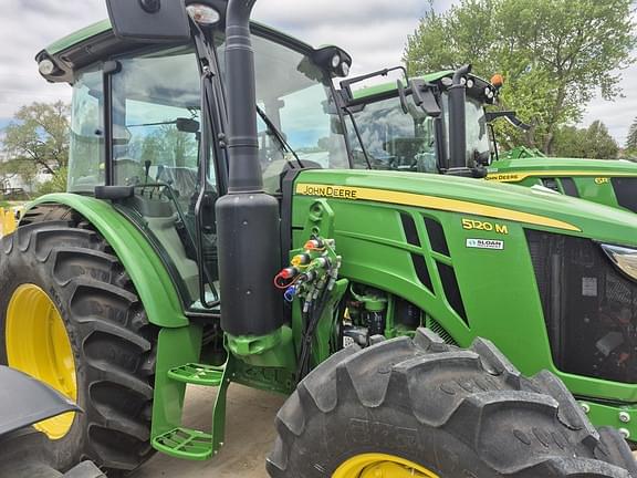 Image of John Deere 5120M equipment image 1