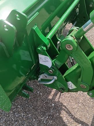Image of John Deere 5125R equipment image 4