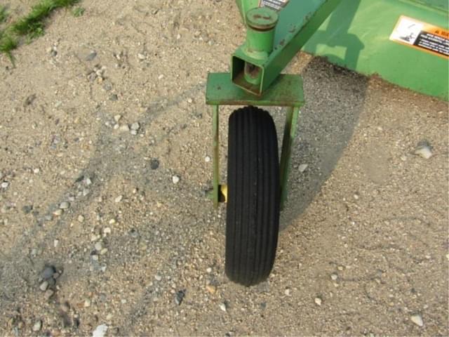 Image of John Deere 513 equipment image 3