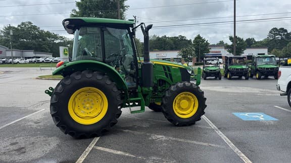 Image of John Deere 5130M equipment image 4