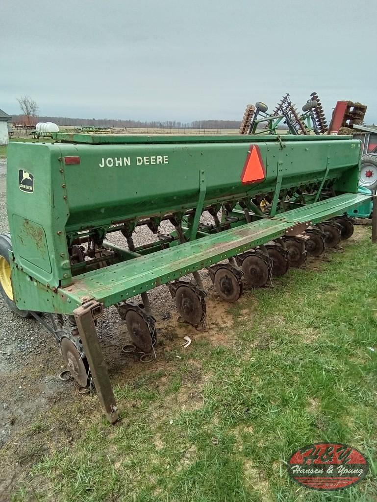 Image of John Deere 515 Primary image