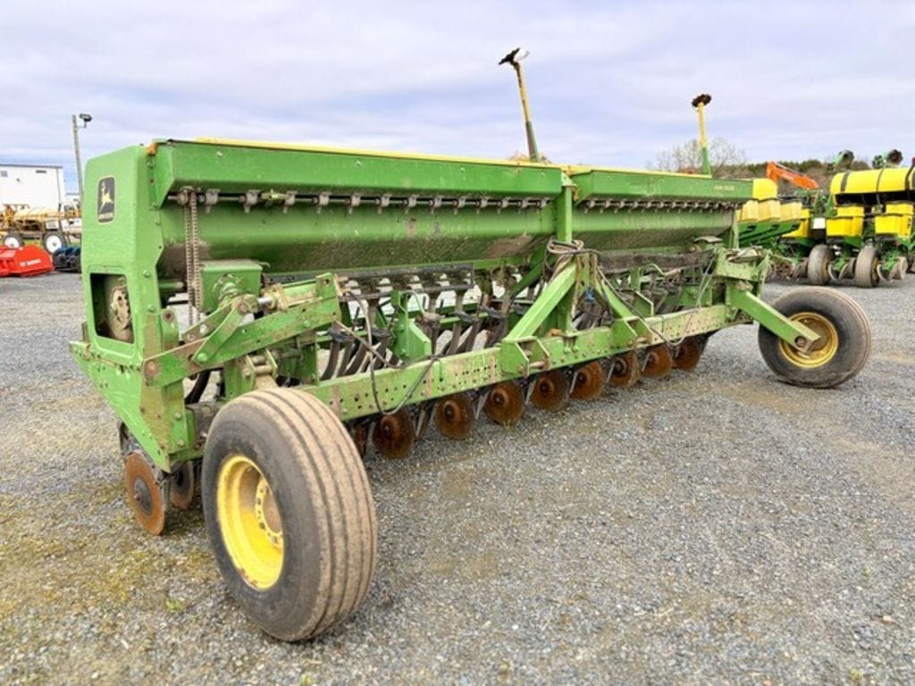 John Deere 515 Equipment Image0