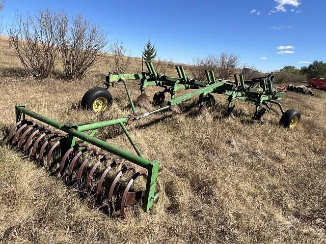 Image of John Deere 516 equipment image 1
