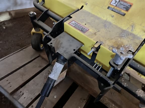 Image of John Deere 52" Broom equipment image 2