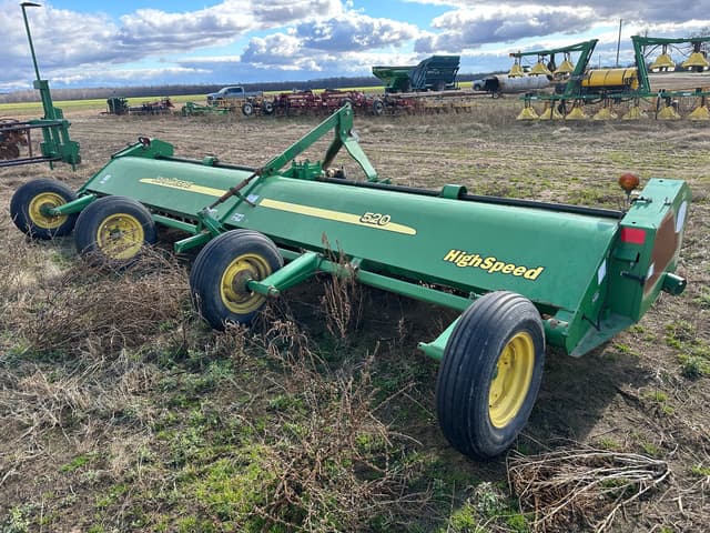 Image of John Deere 520 equipment image 2