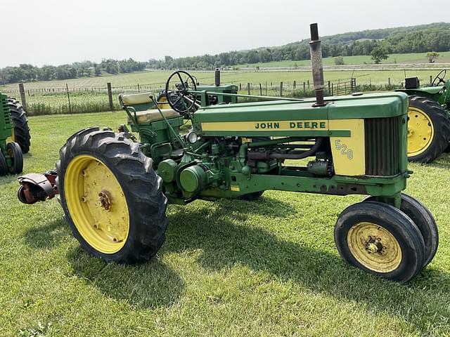 Image of John Deere 520 equipment image 2