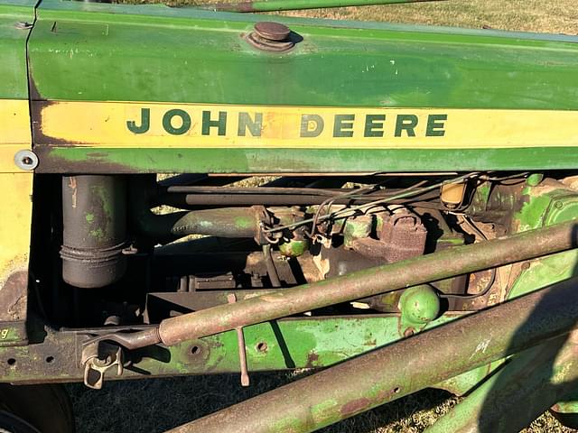 Image of John Deere 520 equipment image 4