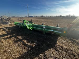 John Deere 520 Image