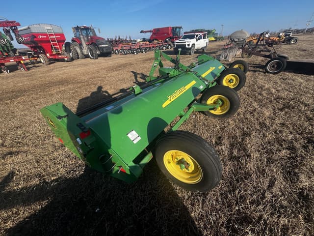 Image of John Deere 520 equipment image 1