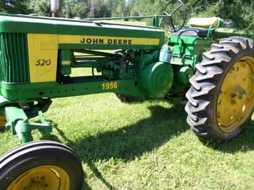 Main image John Deere 520